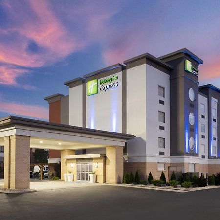 Holiday Inn Express Toledo North By Ihg Exterior photo
