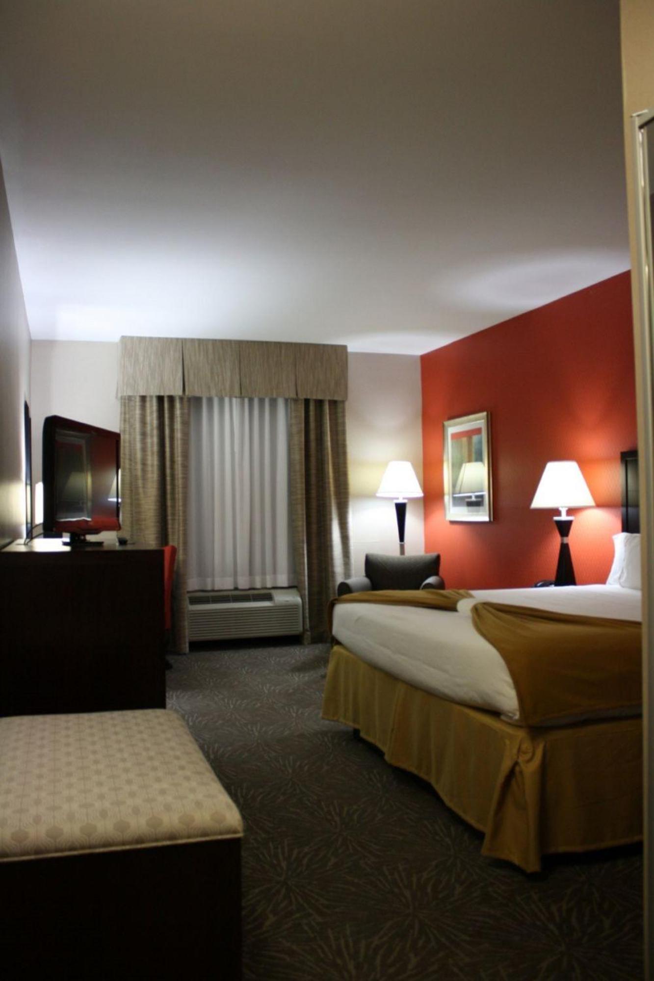 Holiday Inn Express Toledo North By Ihg Exterior photo